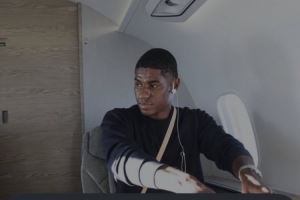 欢迎新队友！亚马尔在拉什福德社媒留言比心