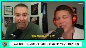 😲媒体人：杨瀚森太慢一场绝对打不了30分钟 我倒着跑都比他快