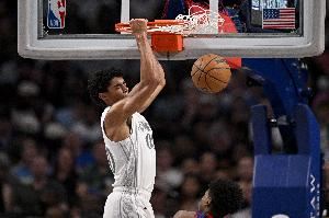 克里斯蒂：休赛期打了高尔夫也一直训练 期待在西部打出亮眼表现