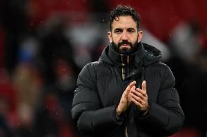 霍伊伦奥纳纳缺阵，阿莫林：其他球员季前赛表现出色，我需要平衡