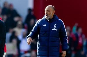 记者：努诺是西汉姆选帅第一候选人，已进行非常深入的谈判