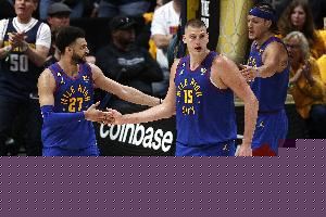 掘金前瞻球员篇：约基奇拒提前续约瞄准4年2.9亿 新季登顶3双王？