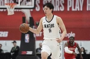 克林根：和杨瀚森相处起来很舒服 他每天都会早早到训练馆