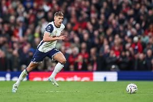 范德文：我们若做得足够好就不会输球了 我们原本能创造更多机会