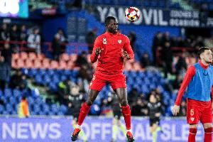 官方:塞维利亚中卫夸西右大腿股二头肌受伤